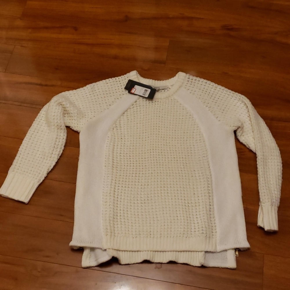 New guess sweater
